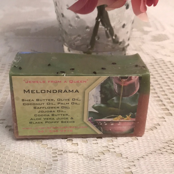 2) Natural Soaps & 1) Soap Dish - Picture 4 of 8